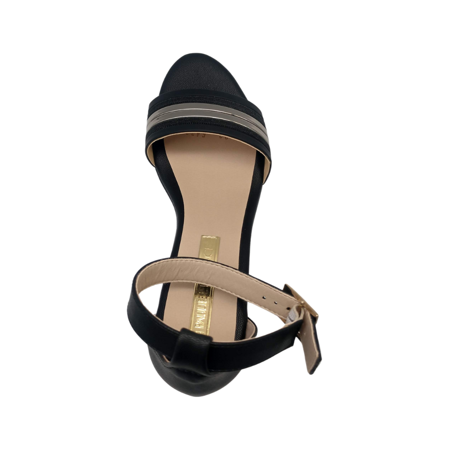 png_1500x1500_63081207